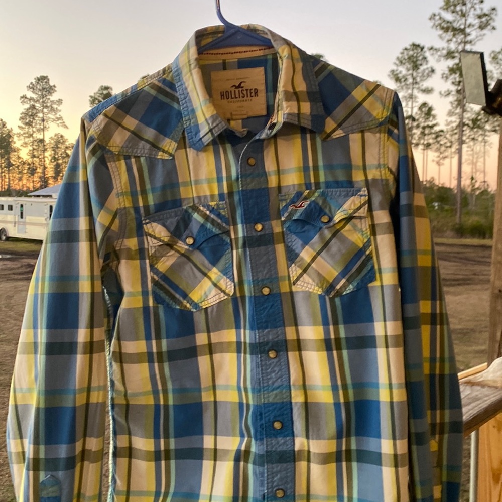 Hollister plaid button down western look blue teal white yellow plaid